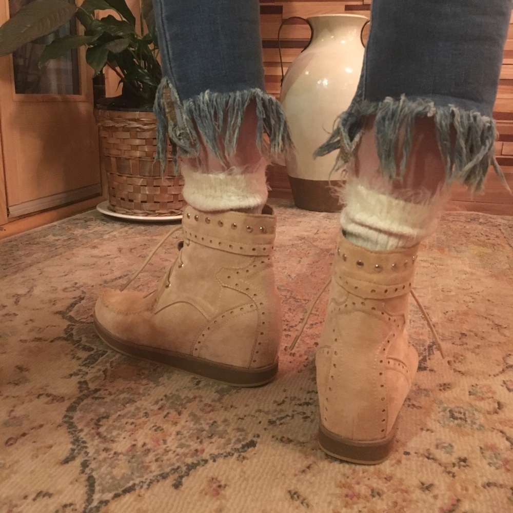 READ DETAILS~ HIDDEN WEDGE TAN BOOTIE WITH SILVER SMALL STUD EMBELLISHMENT - Picture 7 of 16